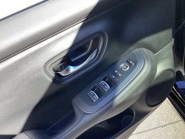 2023 Honda HR-V EX-L Image 28 of 34