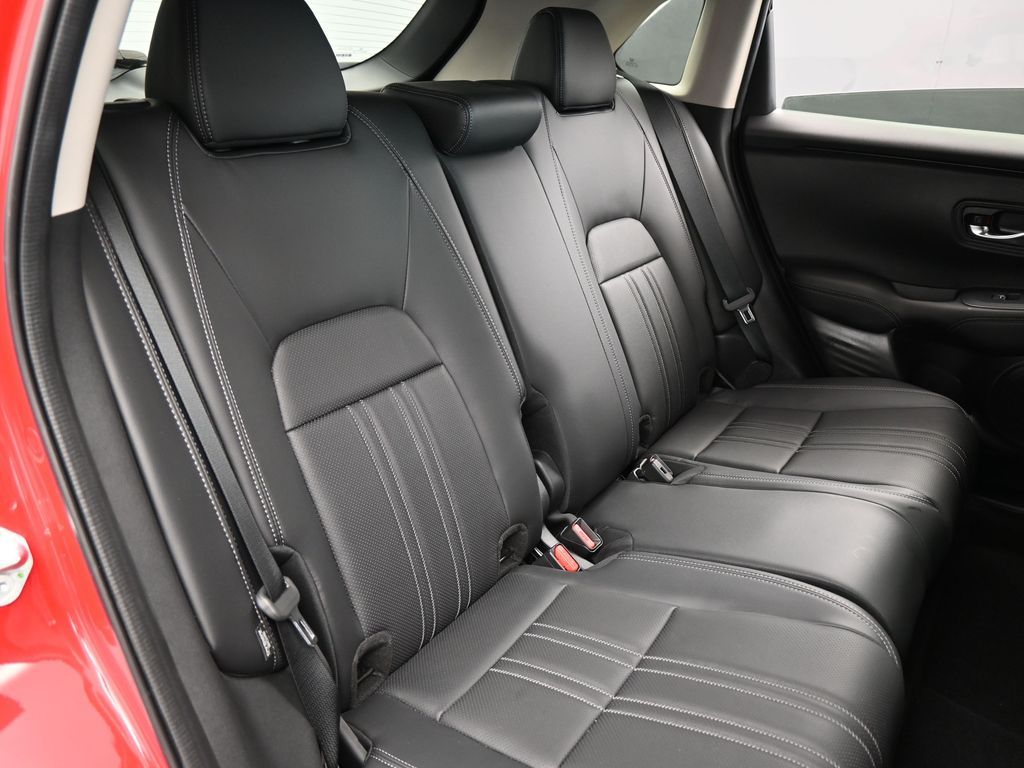 2023 Honda HR-V EX-L Image 36 of 78