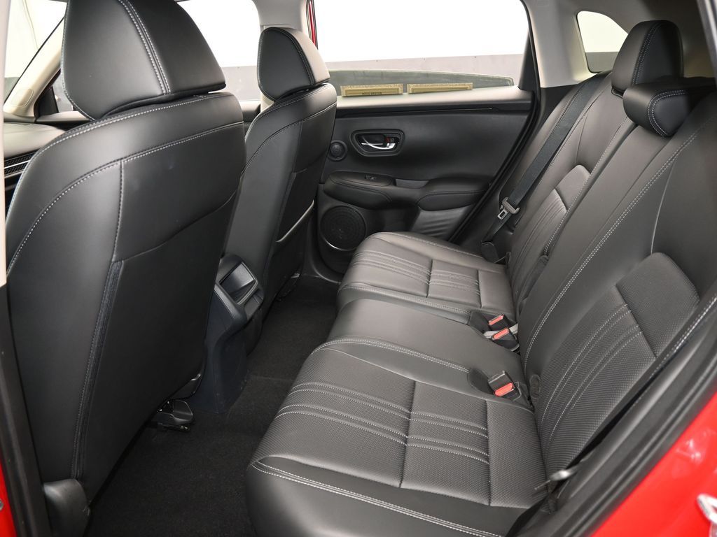 2023 Honda HR-V EX-L Image 37 of 78