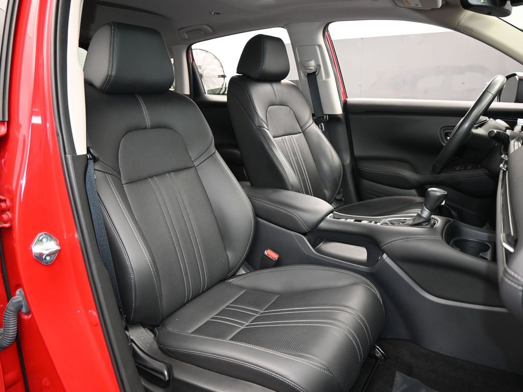 2023 Honda HR-V EX-L Image 38 of 78