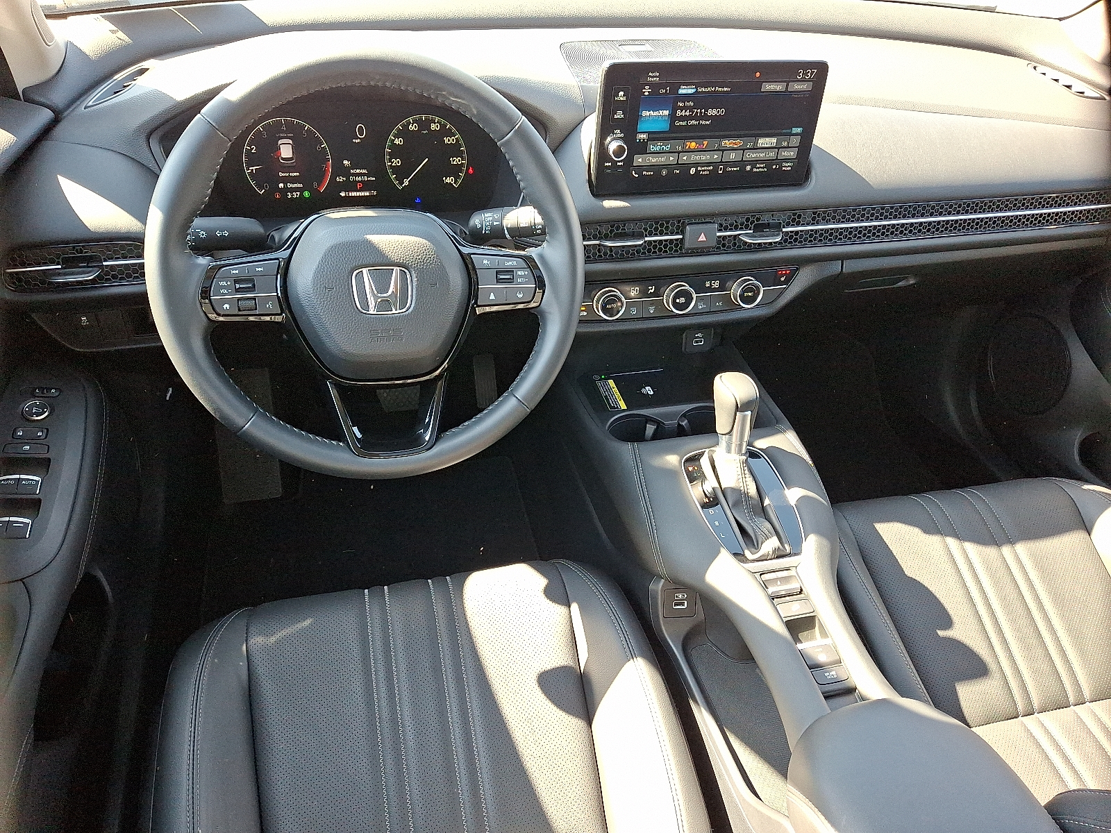 Vehicle image 11 of 30