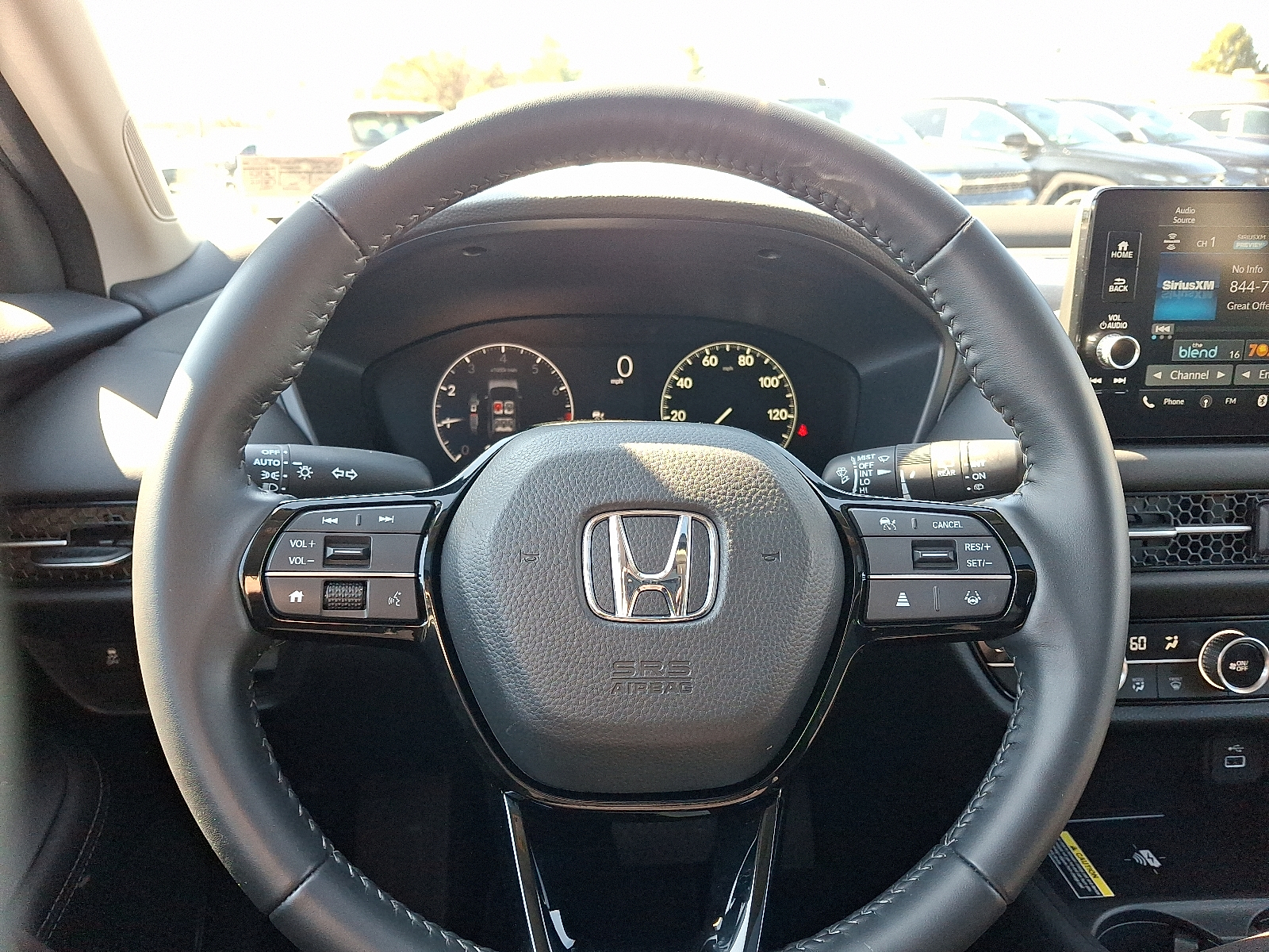 Vehicle image 19 of 30