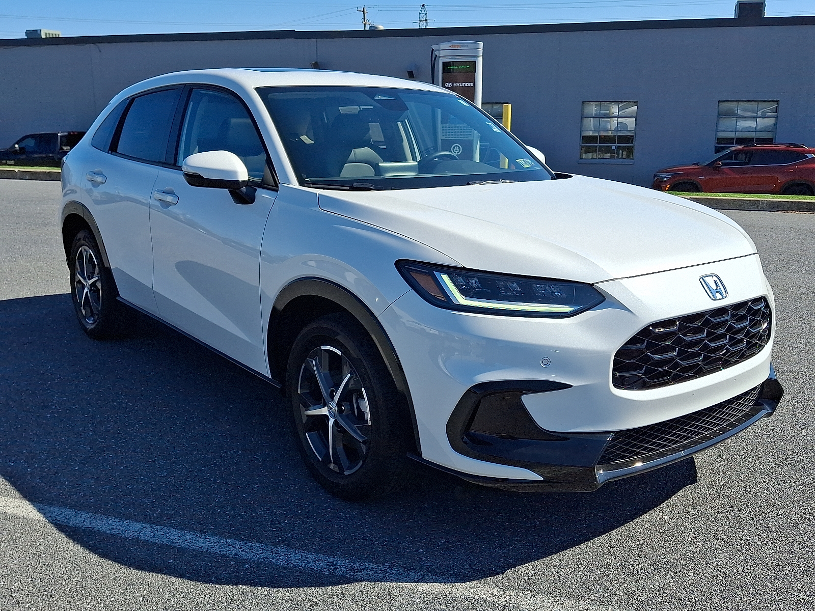 Vehicle image 6 of 30