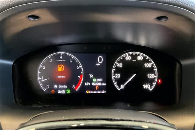 Vehicle image 21 of 36