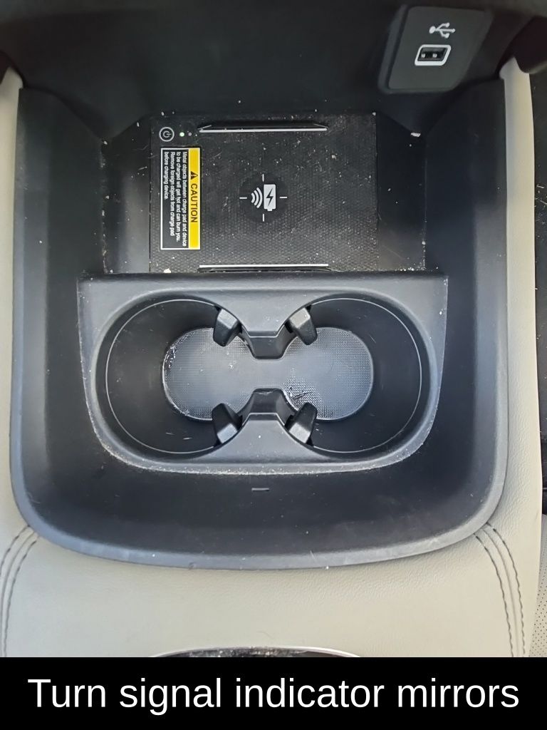 Vehicle image 26 of 32