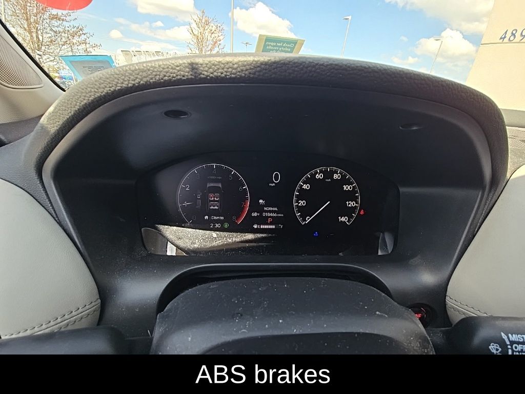 Vehicle image 20 of 32