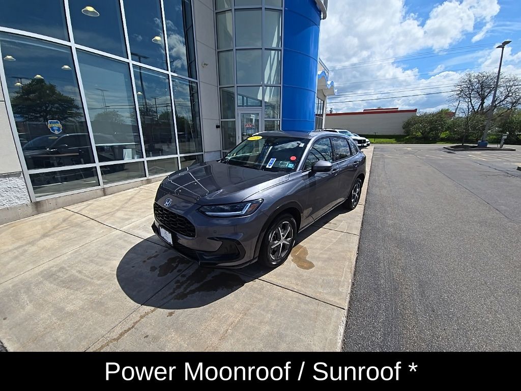 Vehicle image 1 of 32