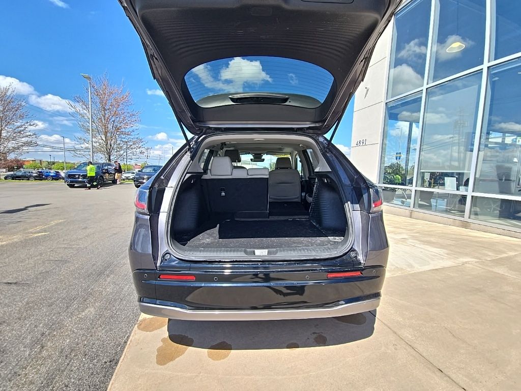 Vehicle image 32 of 32