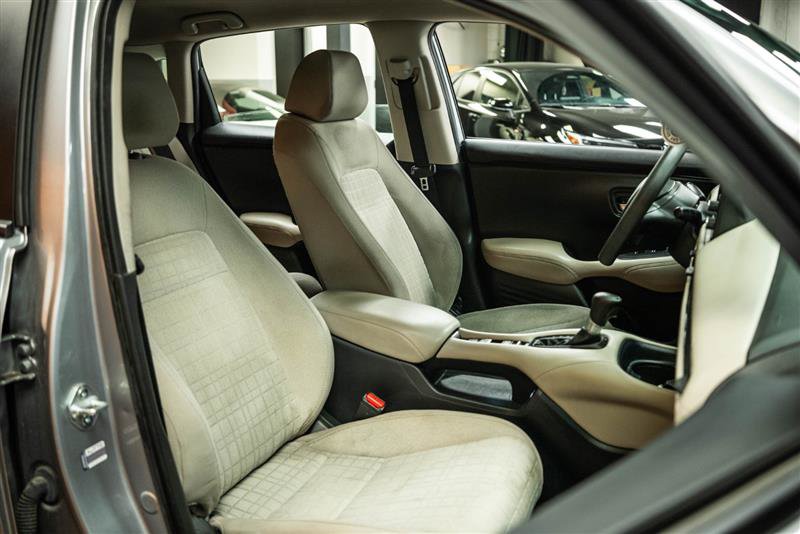 2023 Honda HR-V LX Image 11 of 25