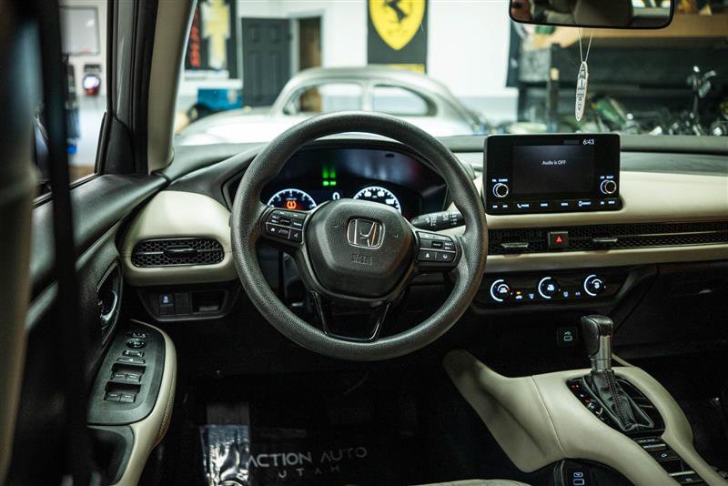 2023 Honda HR-V LX Image 12 of 25