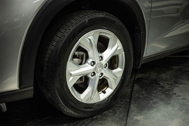 2023 Honda HR-V LX Image 6 of 25