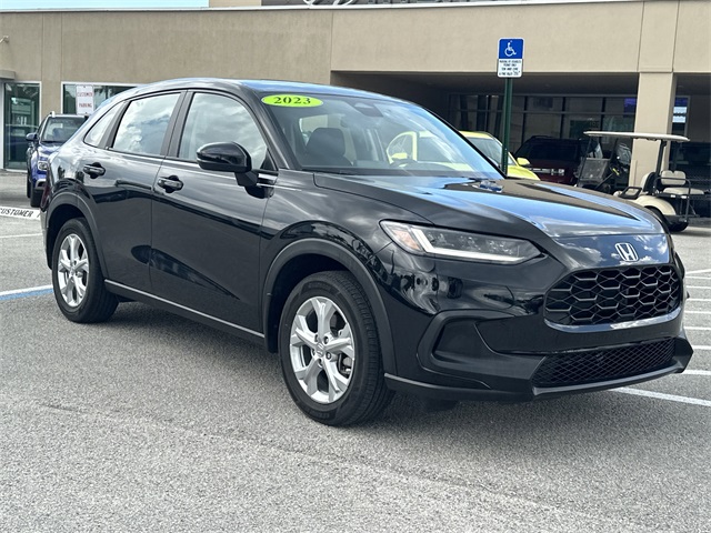 Vehicle image 6 of 25