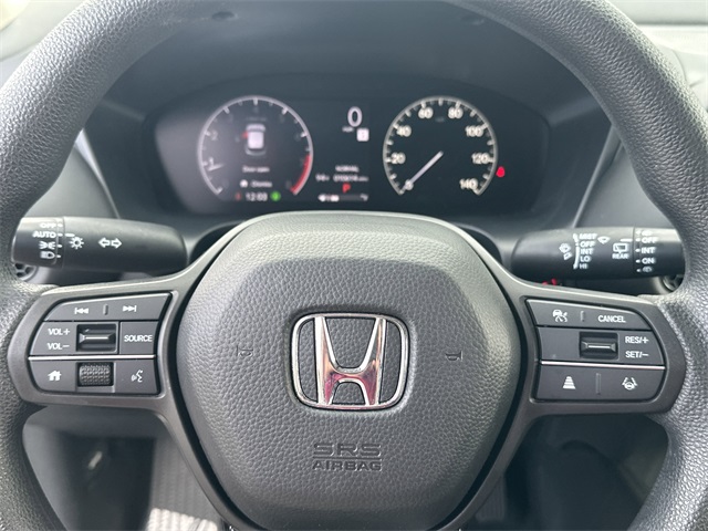 Vehicle image 18 of 25