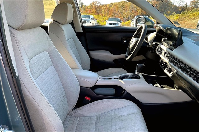 2023 Honda HR-V LX Image 13 of 32