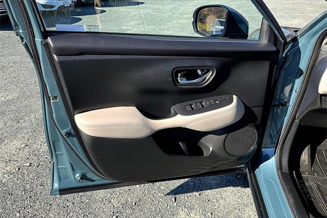 2023 Honda HR-V LX Image 25 of 32