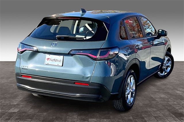 2023 Honda HR-V LX Image 4 of 32