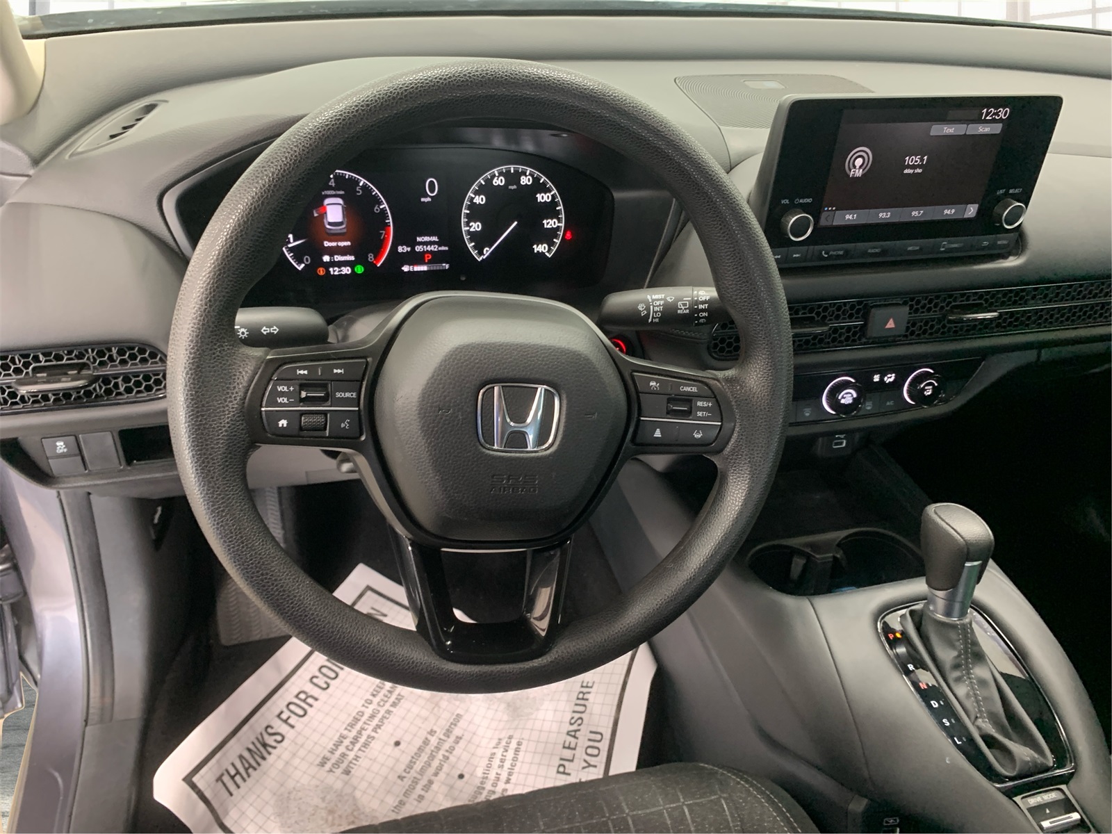 Vehicle image 17 of 30