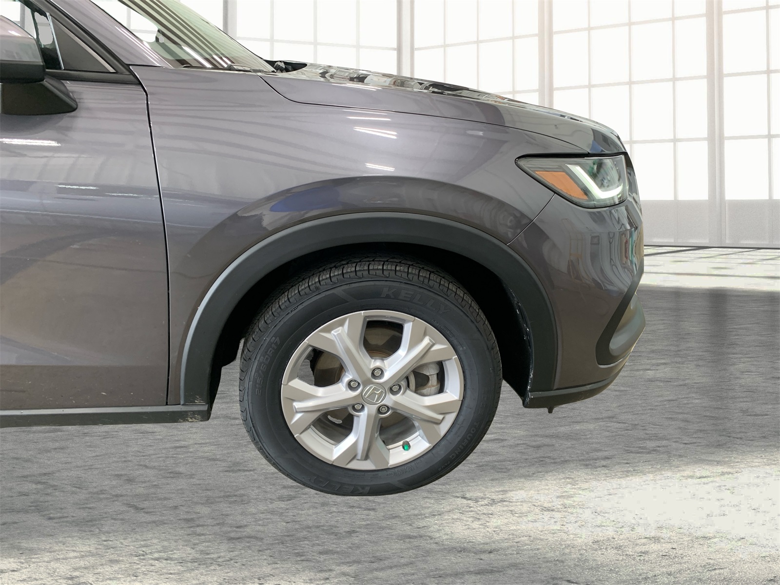 Vehicle image 10 of 30