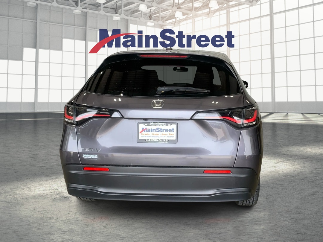 Vehicle image 7 of 30