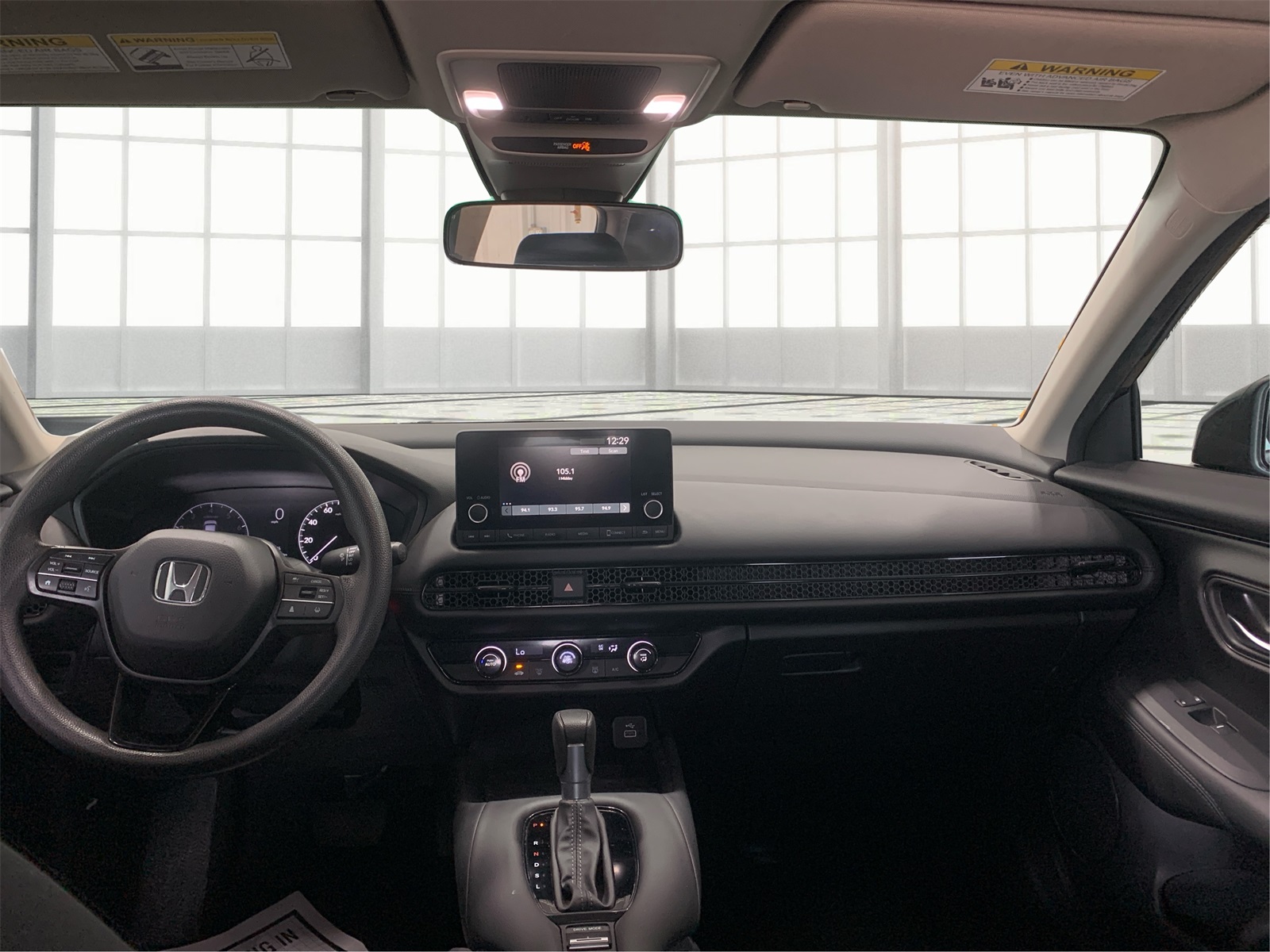 Vehicle image 13 of 30