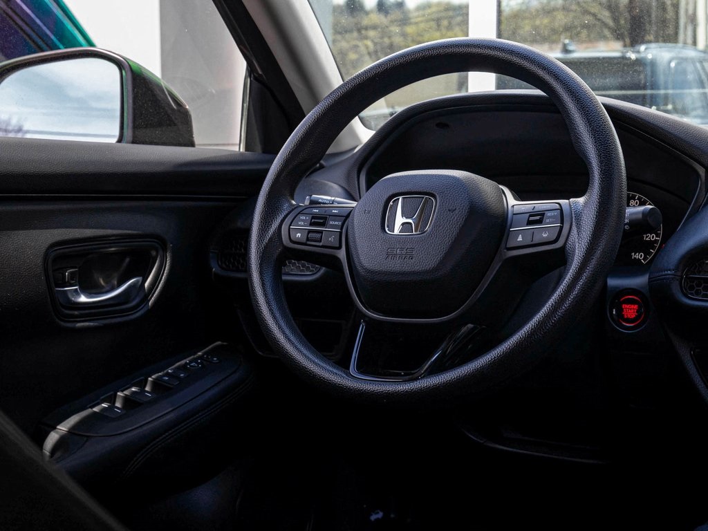 Vehicle image 24 of 38