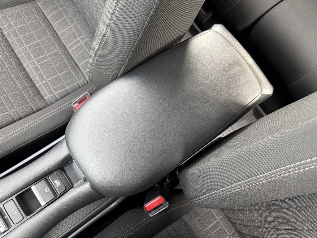 2023 Honda HR-V LX Image 27 of 30