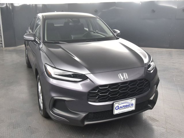 Vehicle image 14 of 39