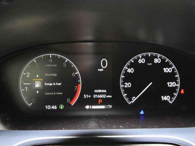 Vehicle image 21 of 39