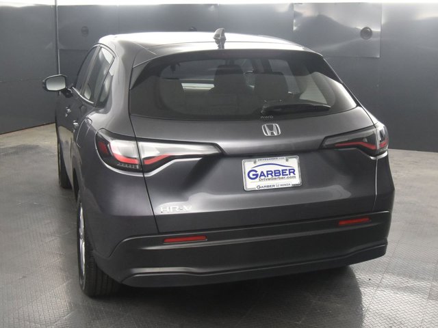 Vehicle image 7 of 39