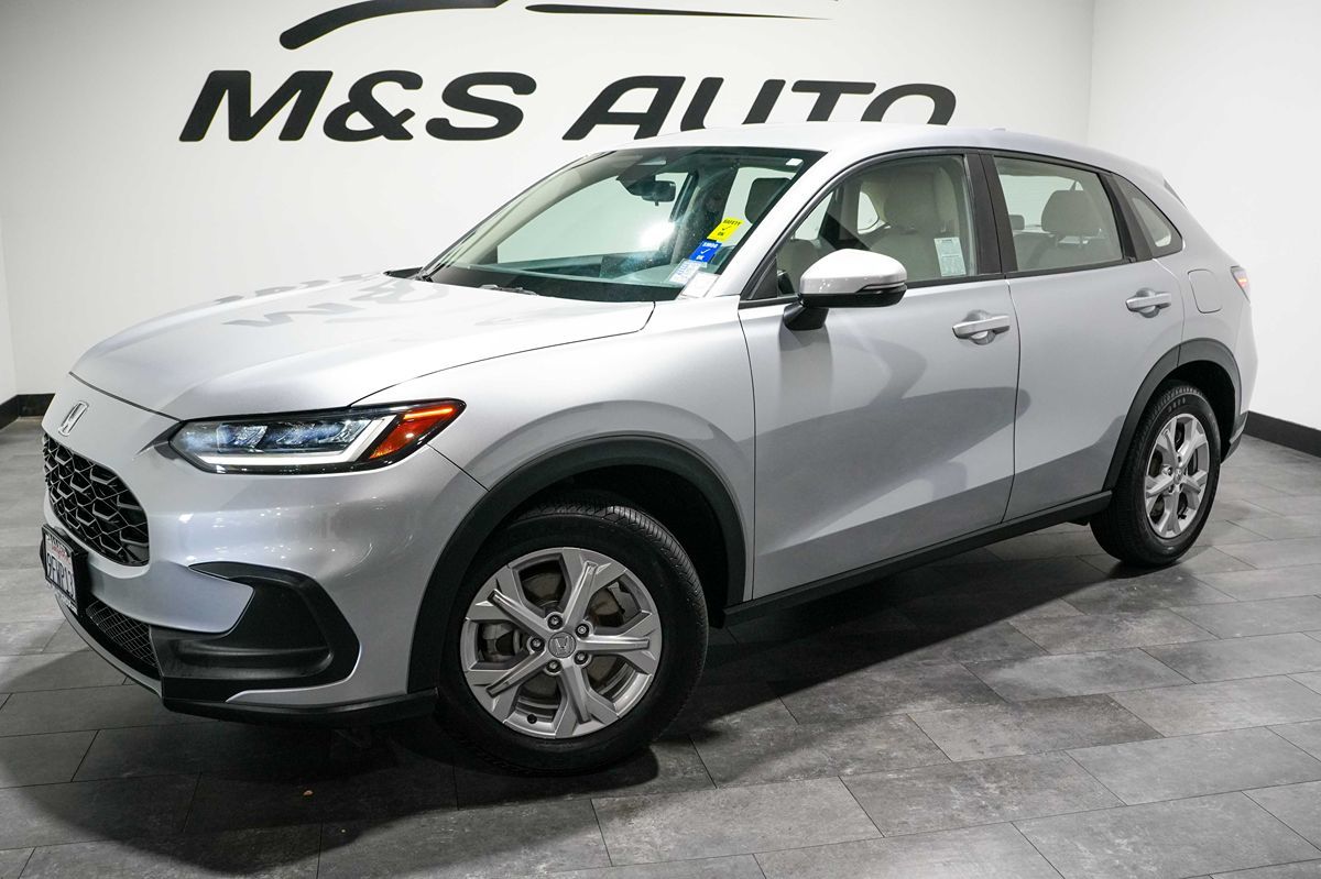 2023 Honda HR-V LX Image 1 of 24