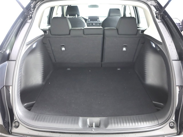 Vehicle image 26 of 29