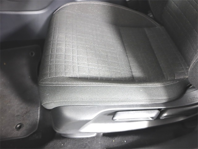 Vehicle image 19 of 29
