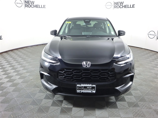Vehicle image 3 of 29