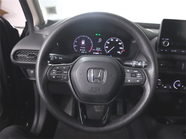 Vehicle image 10 of 29