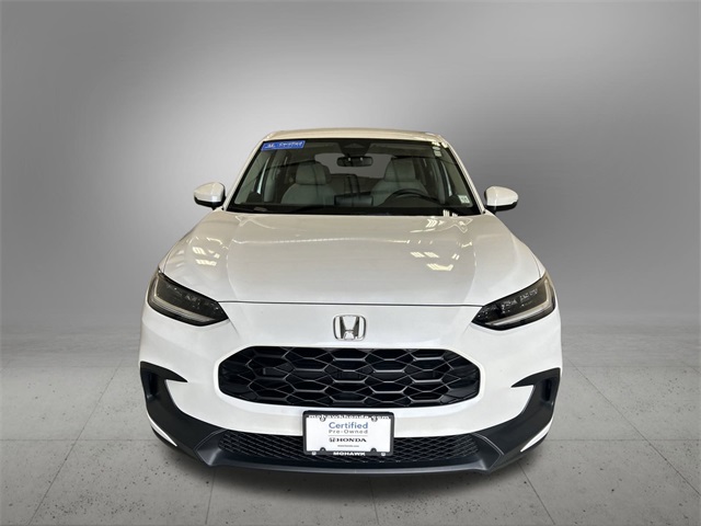 Vehicle image 4 of 31