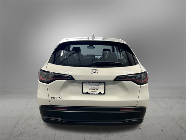 Vehicle image 5 of 31