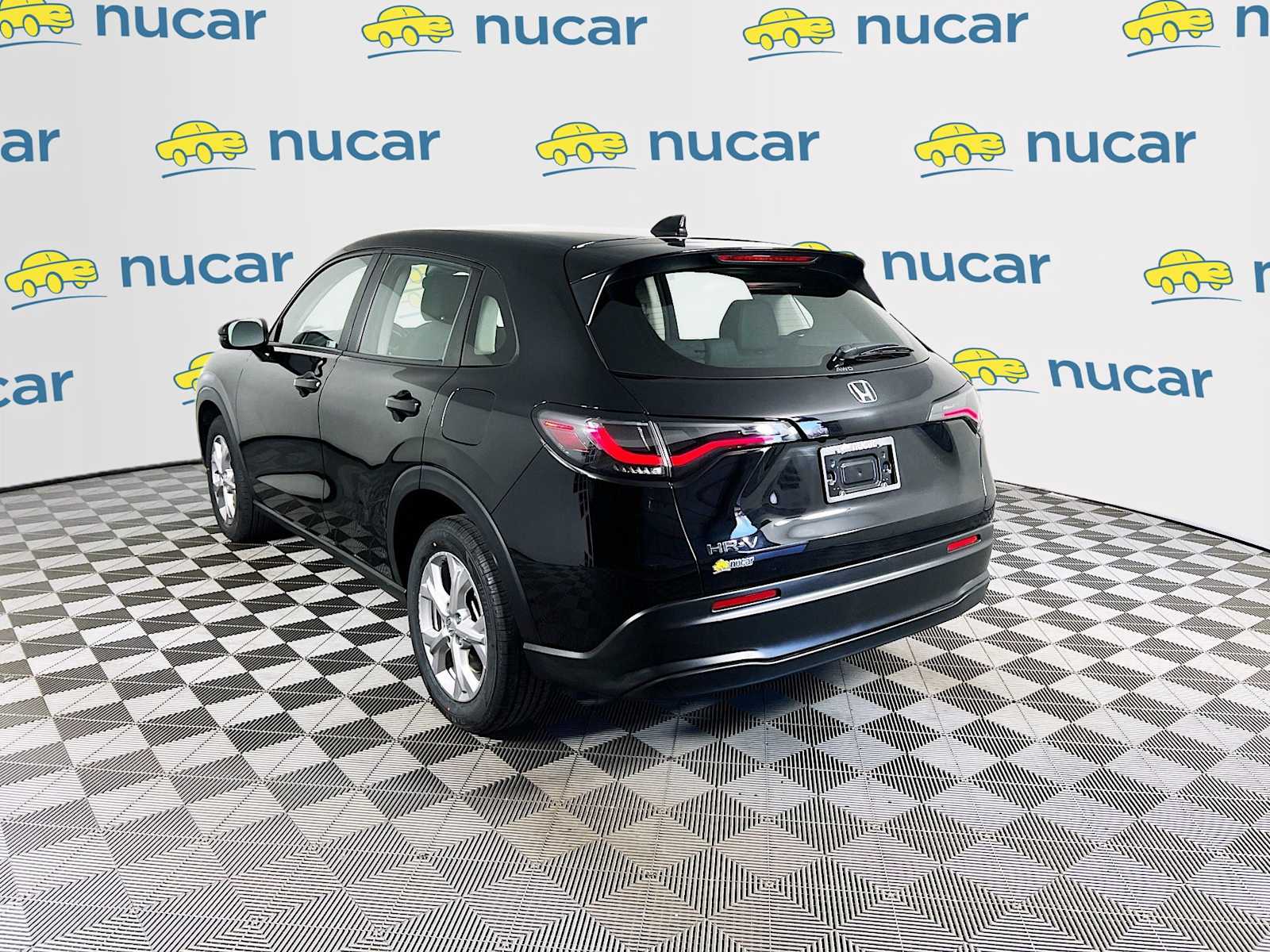 2023 Honda HR-V LX Image 7 of 30