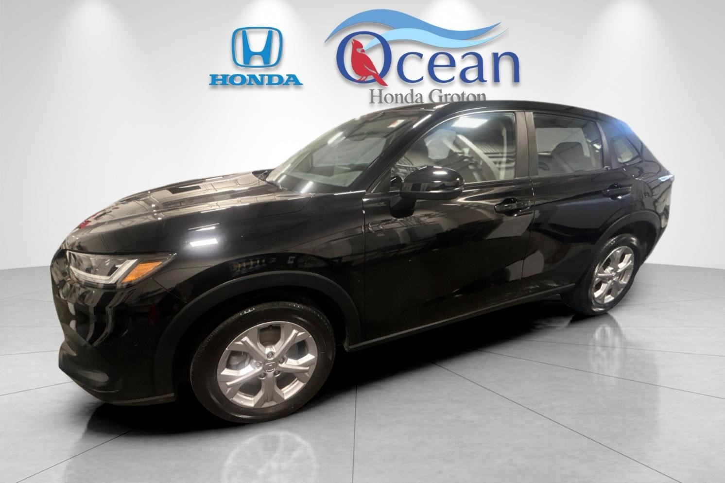 2023 Honda HR-V LX Image 1 of 28