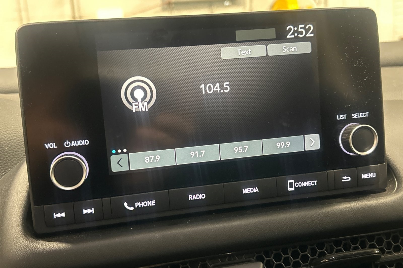 2023 Honda HR-V LX Image 21 of 28