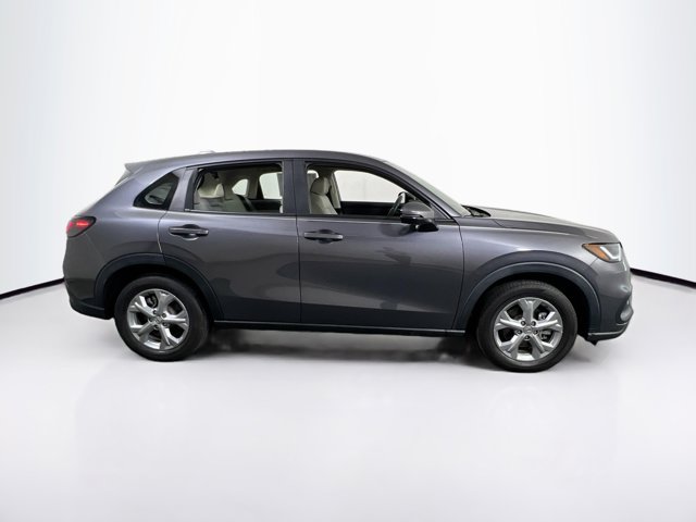 Vehicle image 7 of 29