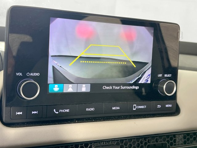 Vehicle image 13 of 29