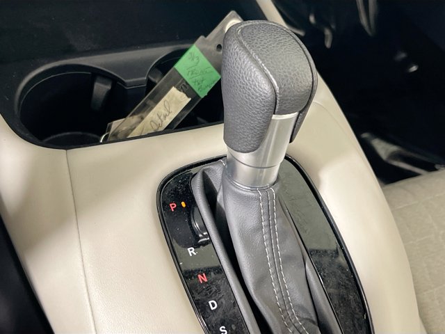 Vehicle image 16 of 29
