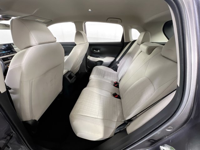 Vehicle image 22 of 29