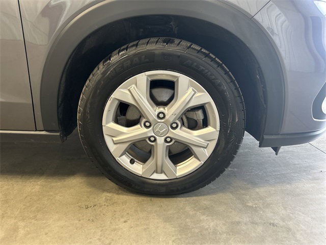 Vehicle image 12 of 30