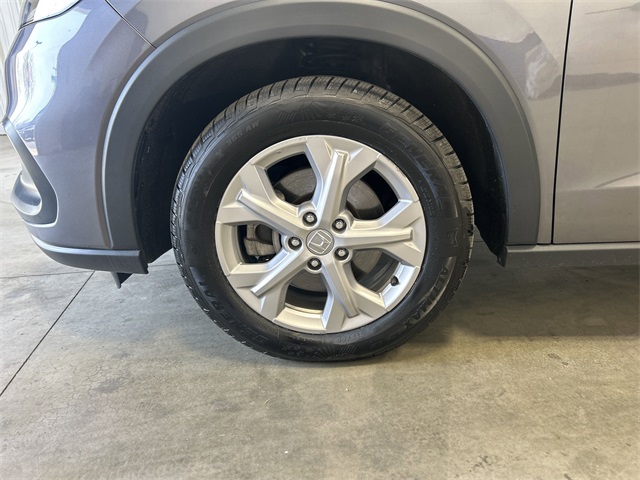 Vehicle image 11 of 30