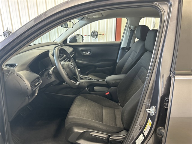 Vehicle image 13 of 30