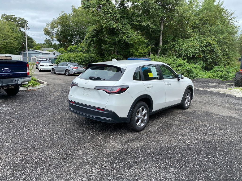 2023 Honda HR-V LX Image 6 of 30
