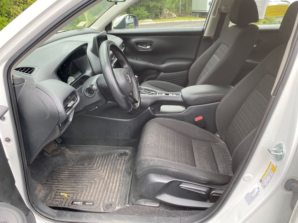 2023 Honda HR-V LX Image 14 of 30