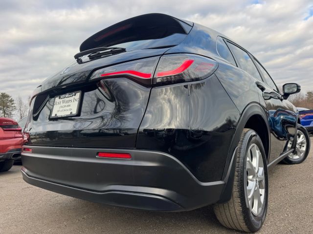 2023 Honda HR-V LX Image 8 of 58