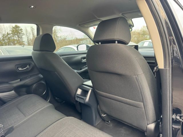 2023 Honda HR-V LX Image 17 of 58